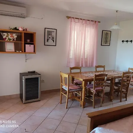 Apartman Nino Stivan